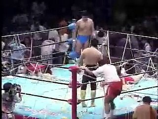 Toshiaki Kawada vs Jun Akiyama 02/09/93