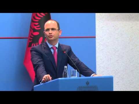 MINISTRI I JASHTEM GREK KOTZIAS NE TIRANE, NUK KA TABU MES SHQIPERISE DHE GREQISE LAJM