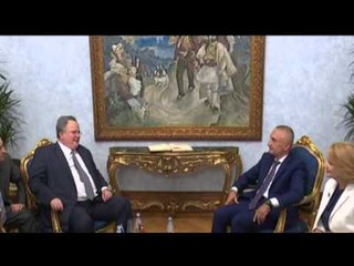 ÇESHTJET E HAPURA ME GREQINE,KOTZIAS TAKIME ME ZYRTARET ME TE LARTE NE TIRANE LAJM