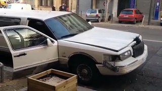 Marseille  la limousine ouverte à l'explosif inspectée par la police