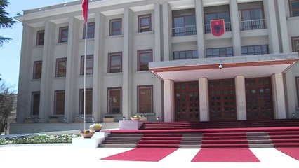 “SHTEPIA E USHTARAKEVE” PERDORET PER QELLIME CIVILE. PRESIDENCA:  SHKELJE E LIGJIT