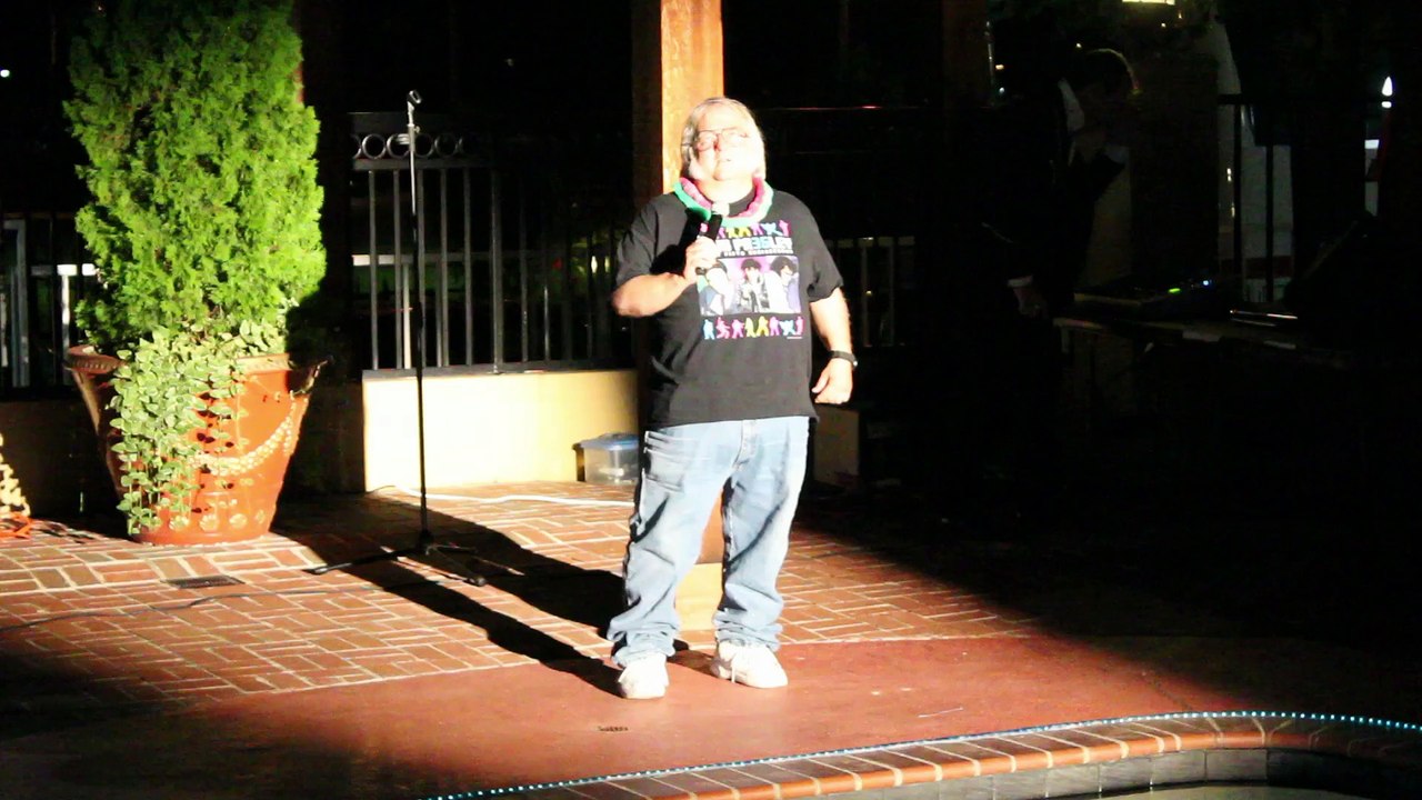 Bryan Clark sings 'How Great Thou Art' Elvis Week 2013