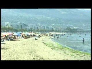 Policia dhe spitali me versione të kundërta për mbytjen e 6-vjeçarit - Top Channel Albania - Lajme