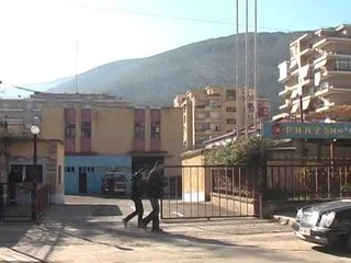 BLLOKOHEN DYQANET AKSION NE BERAT KUNDER PIKAVE TE GAZIT LAJM