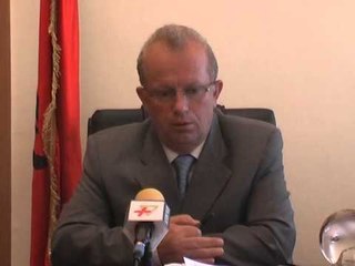 TRASHEGIMIA KULTURORE BERATI MBULOHET NGA FERRAT REAGOJNE VENDORET LAJM