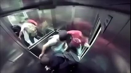 Funny Videos : Diarrhea in the elevator Prank