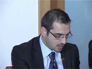 PAK BRAKTIS TRYEZEN TENSION NE KOMITETIN E STABILIZIM ASOCIMIT LAJM