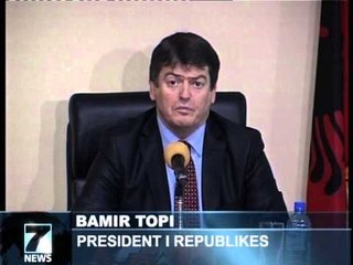 PRESIDENTI NE LIBRAZHD POLITIKA TE MARRE PERGJEGJESI PER RAPORTIN LAJM