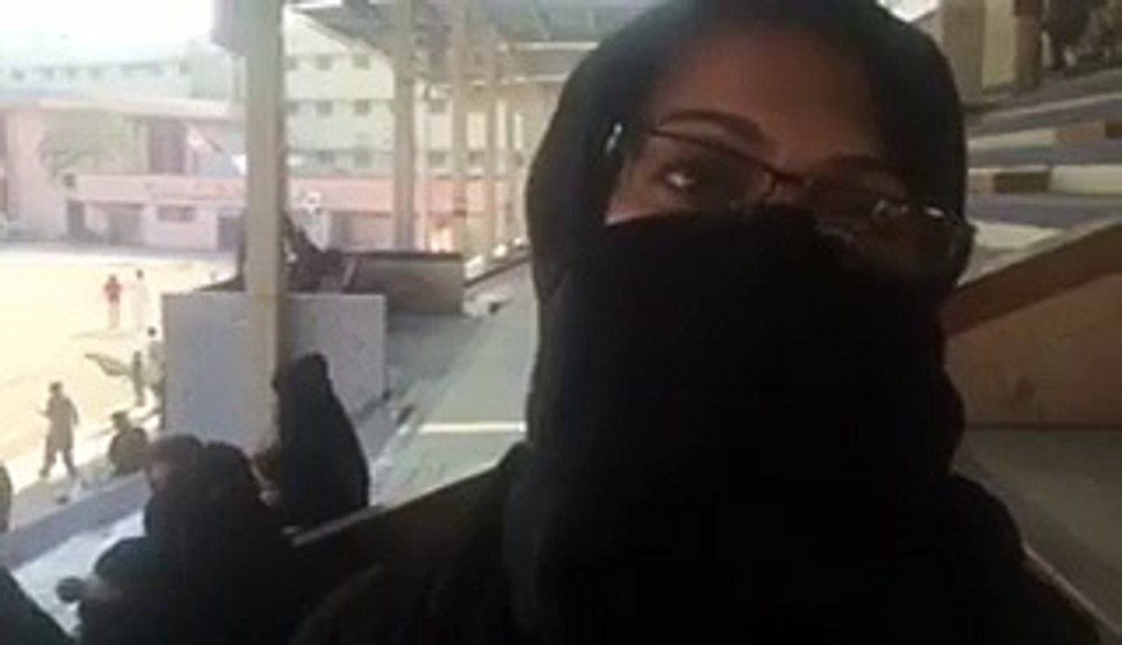 Imran Khan Ne Jaisay KPK Ko Tabdeel Kiya Waisay He Lyari Ko Bhi Tabdeel Kardein-- Lyari Women