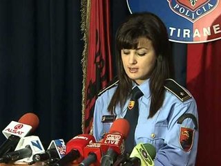 ASGJESOHET BANDA ARRESTOHEN 6 PERSONA QE VIDHNIN NE TIRANE LAJM