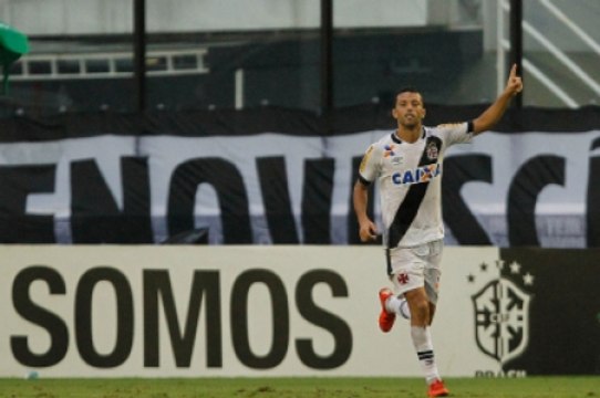 Com outra boa atuação, Nenê rouba a cena no Vasco