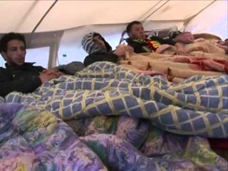 EMIGRANTET NE GREQI DERGOHEN NE SPITAL MBI 50 PERSONA NE GREVE URIE LAJM