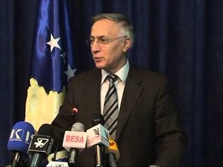 REPLIKA PACOLLI KRASNIQI DY UDHEHEQESIT SHKEMBEJNE AKUZA NE DISTANCE LAJM