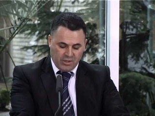 REAGON SELIA ROZE KRYEMINISTRI DESHTOI NE LUFTEN KUNDER KRIMIT LAJM
