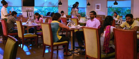 Maalai Nerathu Mayakkam Official  Trialer