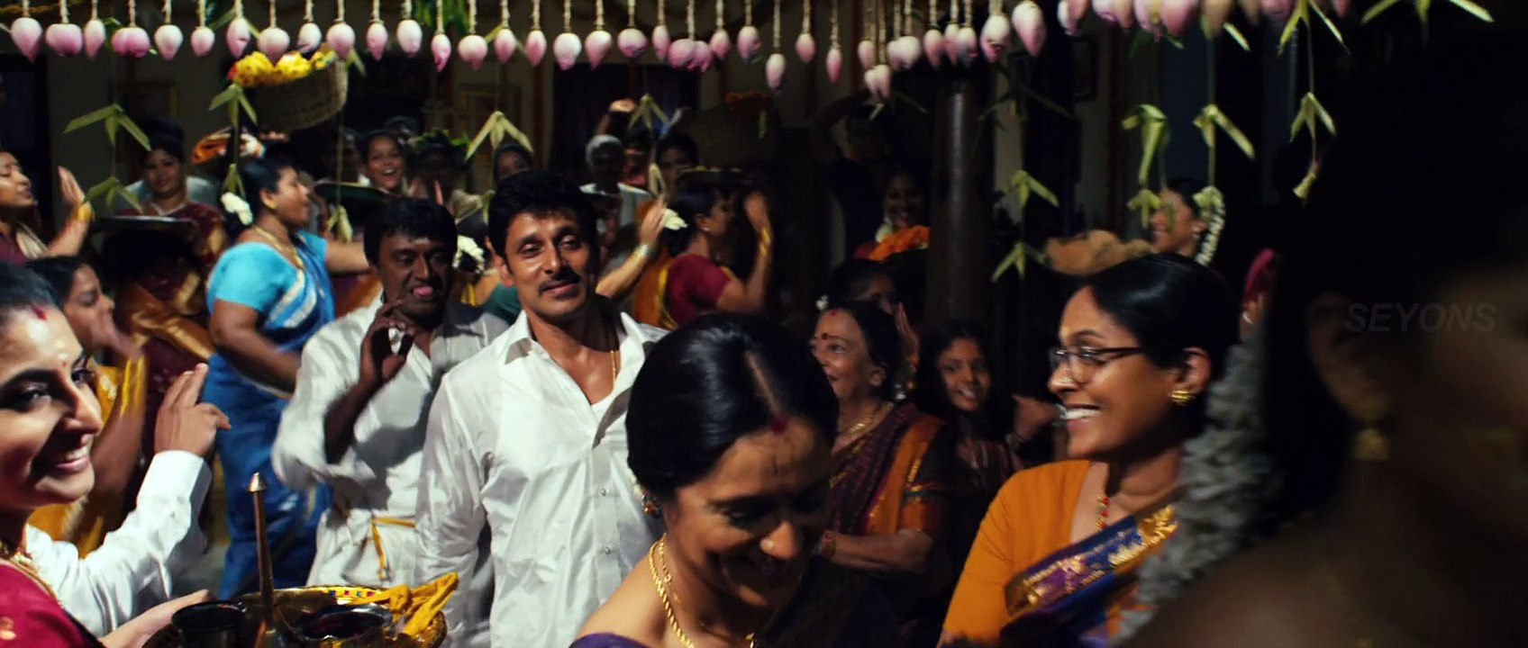 Anicham Poovazhagi - Thandavam