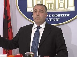 PD AKUZON DREJTESINE GJYKATA E TIRANES MBRON BANDITET E BLLOKUT LAJM