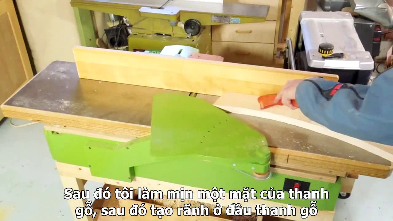 Making curved molding with the tilting router lift