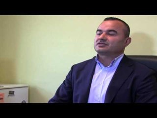NGERÇ NE BASHKINE E MALLAKASTRES,DESHTON MBLEDHJA PASI MUNGOJNE KESHILLTARET E MAJTE LAJM