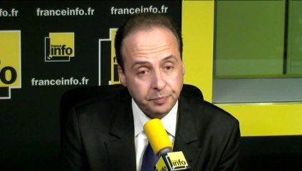 Lagarde : "Daech bénéficiaire du Front national"