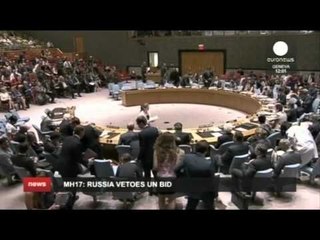 OQEANI NXJERR NE BREG MBETJET E NJE AVIONI DYSHOHEN TE JENE TE AVIONIT MALAJZIAN LAJM