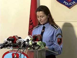 POLICIA BEN BILANCIN VANDALET SULMUAN KRYEMINISTRINE 17 POLICE TE PLAGOSUR LAJM