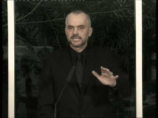 RAMA AKUZON POLICIA NUK ZBATON URDHERARRESTET E PROKURORISE LAJM