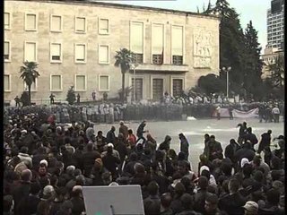 POLITIKA KOSOVARE APEL POLITIKES SHQIPTARE PER TE RUAJTUR QETESINE LAJM