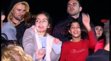 Tirana, arenë festive për 71-vjetorin e Çlirimit  - Ora News- Lajmi i fundit-