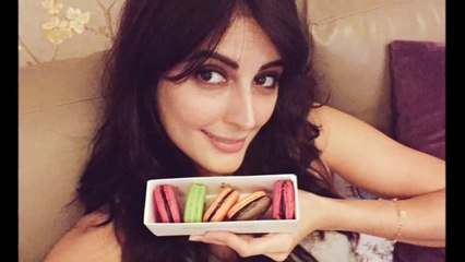Bigg Boss Season 9 - Mandana Karimi is Hot!