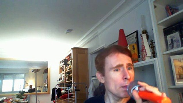 Wiwi égratigne wasn't expecting that de Jamie Lawson