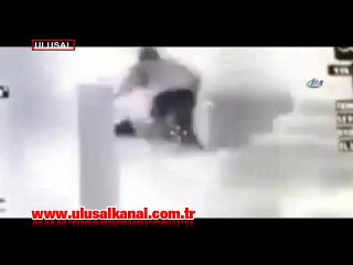 Polise saldırmak isteyen teröristler böyle vuruldu