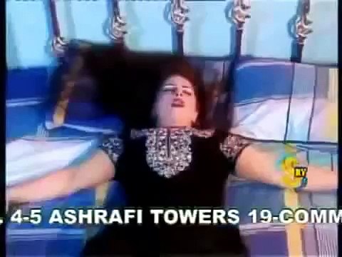PAKISTANI HOT MUJRA FULL HOT NANGA DANCE - BY DESI GIRLZ