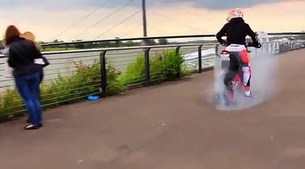 Actraction supermoto drift bikers