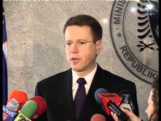 ZBOGAR NE TIRANE DHUNA E PATOLERUESHME NE SHOQERITE DEMOKRATIKE LAJM