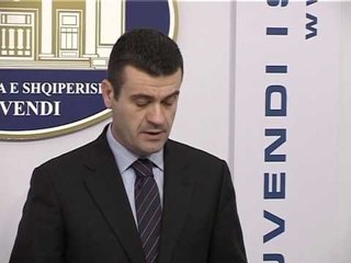 PD KUNDERPERGJIGJET RAMA KERKON TE SPOSTOJE VEMENDJEN NGA HETIMI LAJM