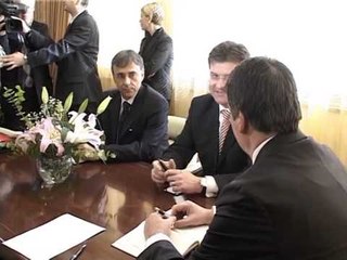 MBERRIN LAJÇAK NIS TAKIMET NE TIRANE I DERGUAR I BARONESHES ESHTON LAJM