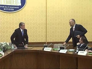 FRIEDRIH EBERT QEVERIA FAJTORE PER SITUATEN NE SHQIPERI LAJM