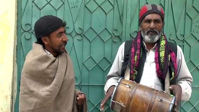 Street Singers in Pakistan