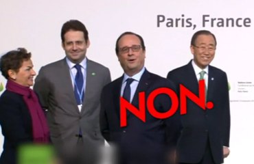 Quand François Hollande s'amuse avec les journalistes - ZAPPING ACTU DU 01/12/2015