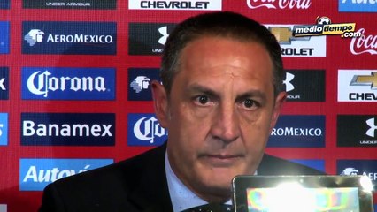 Pablo Marini se lanzó contra el arbitraje