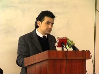 KRESHNIK SPAHIU NE KOSOVE REGJISTRIMI I POPULLSISE JO MBI BAZA FETARE LAJM