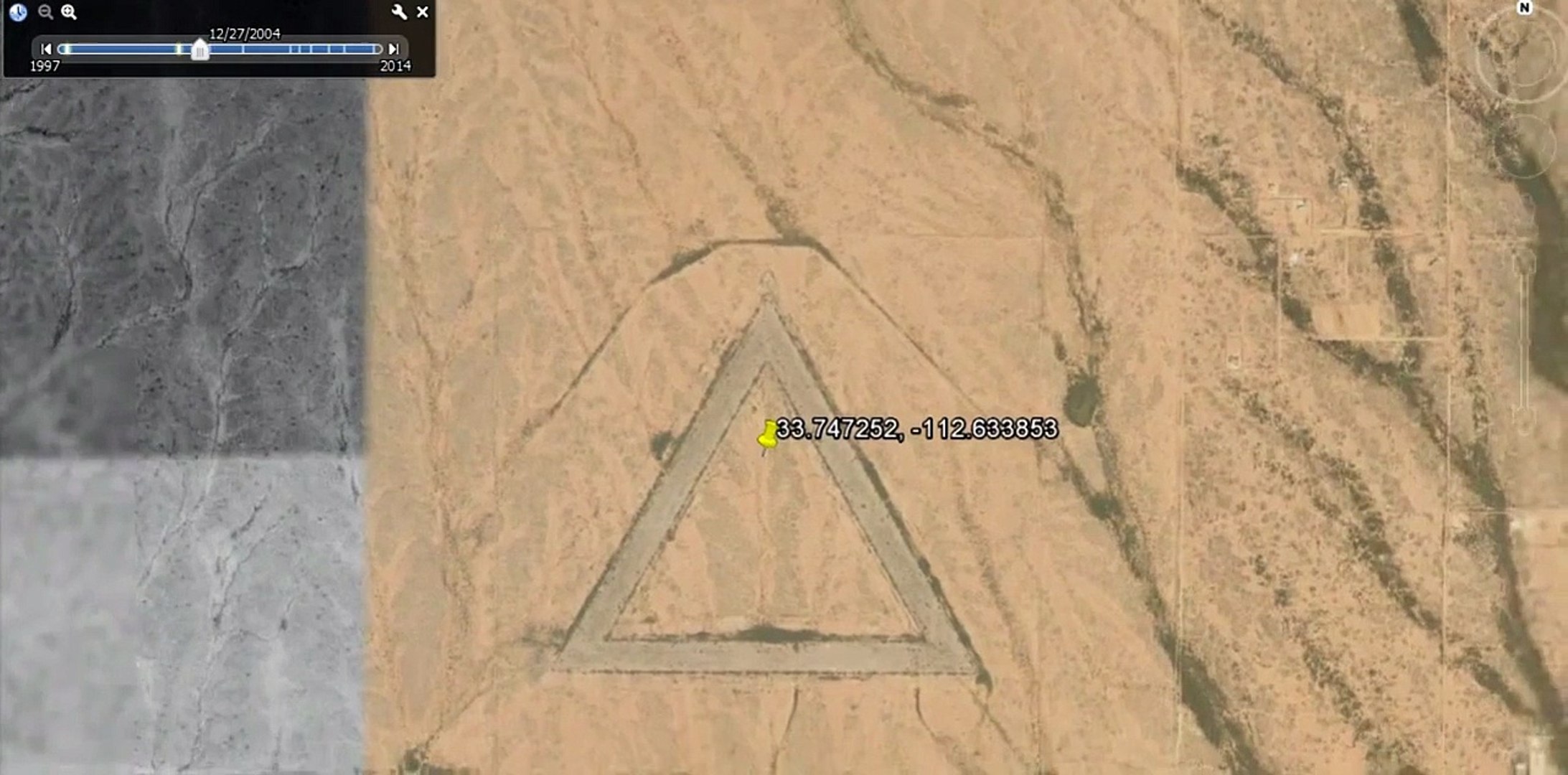 See Giant Triangle in Wittmann in Arizona, USA With Google Earth
