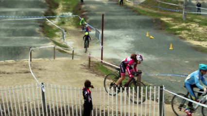 2015 11 29  cyclo cross saint jean d'angely minimes anthonin ladeux