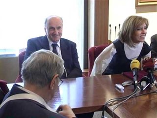 MBREMJET STRUGANE JEPET ÇMIMI I POEZISE NE FESTIVALIN E STRUGES LAJM