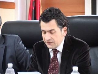 SPAHIU NE ELBASAN GJYKATAT ZVARRISIN ÇESHTJET ME MUNGESE PROFESIONALIZMI LAJM
