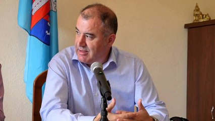 FESTE TRADICIONALE NE ZALL HERR,BASHKIA E TIRANES PREMTON TREG PER PRODUKTET BUJQESORE LAJM