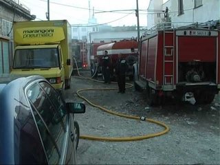 ZJARR NE DURRES DIGJEN ARKIVAT E DREJTORISE ARSIMORE DHE URT LAJM