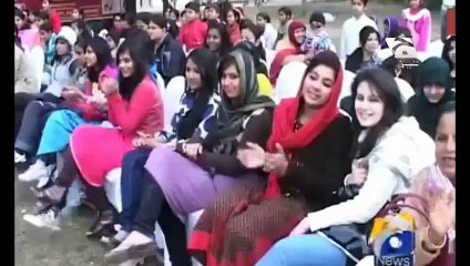Firdous Ashiq Awaan Cricket - Tezabi Totay funny