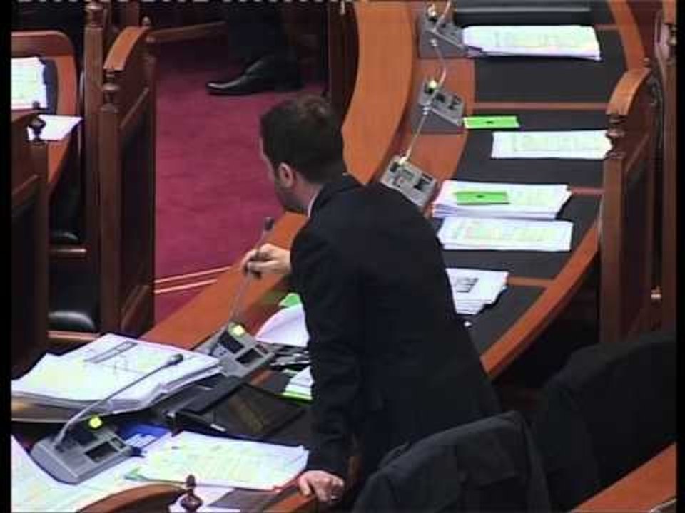 MBETJET E NGURTA MIRATIMI NE KUVEND I MARREVESHJES SJELL PERPLASJE POLITIKE LAJM
